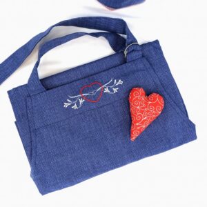 Dárková sada Zástěra + chňapky MODRÁ s výšivkou