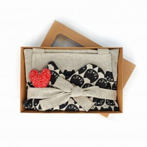 Dárková sada Zástěra + chňapky KOČKY